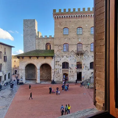 Sangi - With Amazing View Of The Duomo Apartament